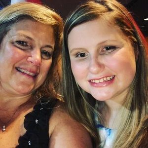 Meet your Posher, Caroline